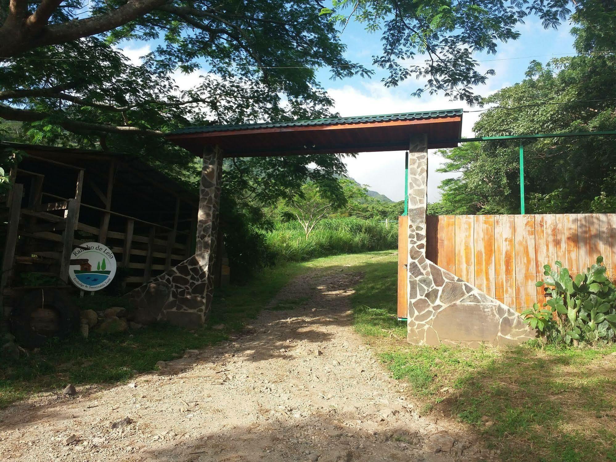Rancho De Lelo Ecolodge Monteverde Kültér fotó